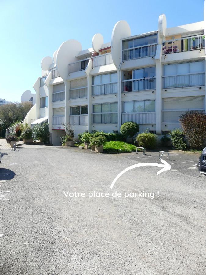 NEW - Studio cosy - Plages à 5min - Parking privé - WIFI - Commerces au pied du bâtiment La Grande Motte Extérieur photo