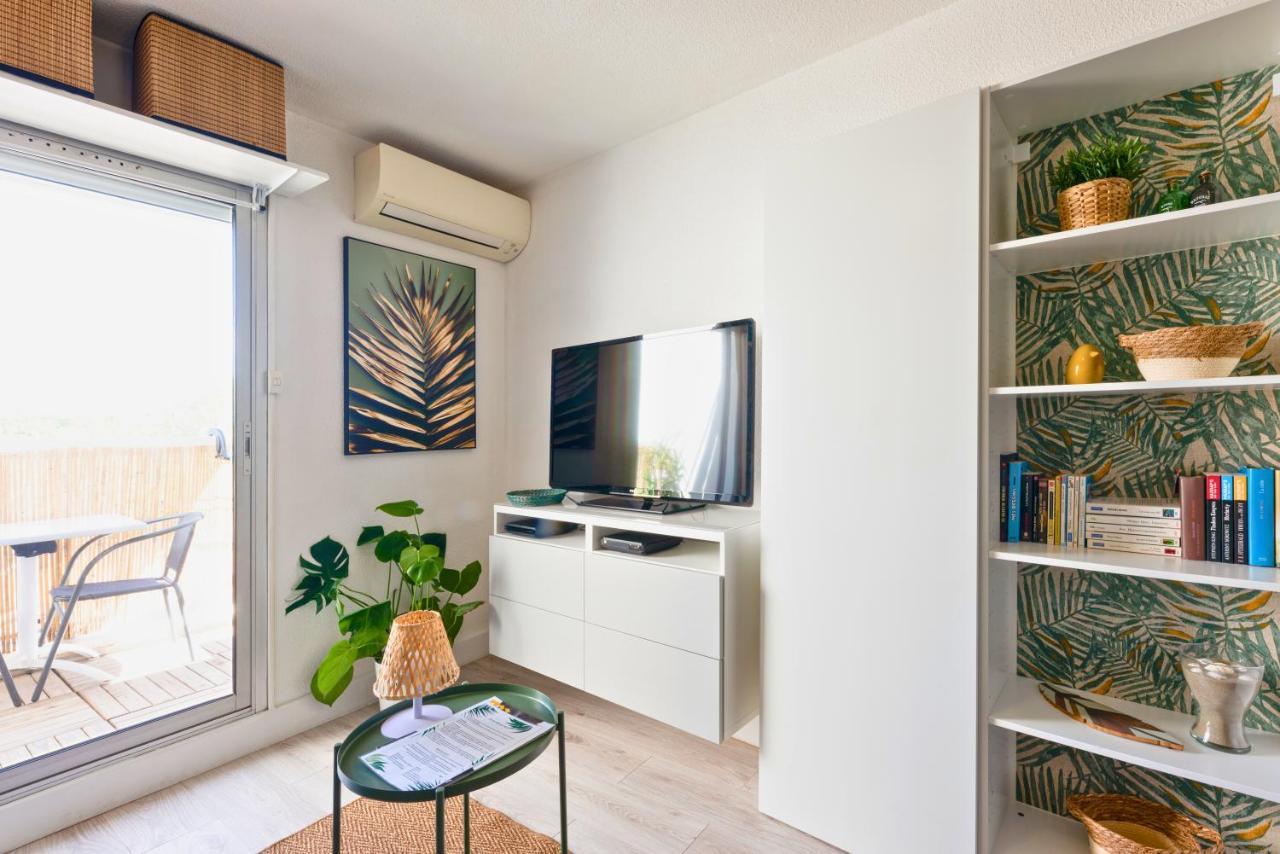 NEW - Studio cosy - Plages à 5min - Parking privé - WIFI - Commerces au pied du bâtiment La Grande Motte Extérieur photo