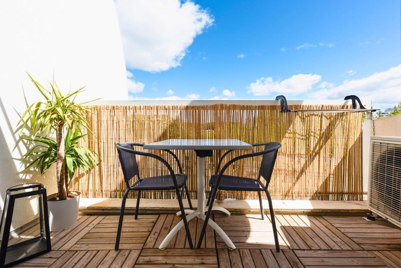 NEW - Studio cosy - Plages à 5min - Parking privé - WIFI - Commerces au pied du bâtiment La Grande Motte Extérieur photo